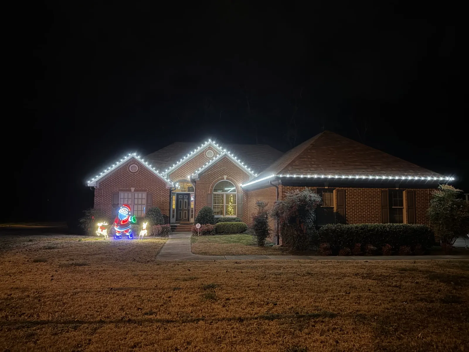 Seagroves home cool white with holiday decorations